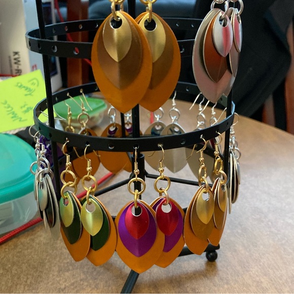 Earrings - Picture 4 of 4